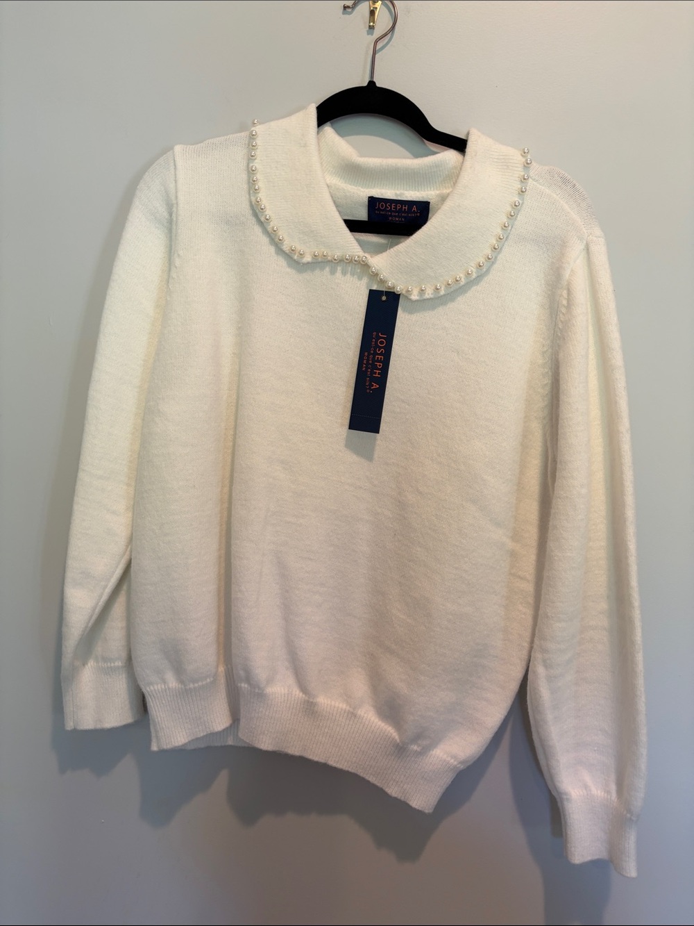 Joseph A Cream Crewneck Sweater with Pearl-Trim Collar